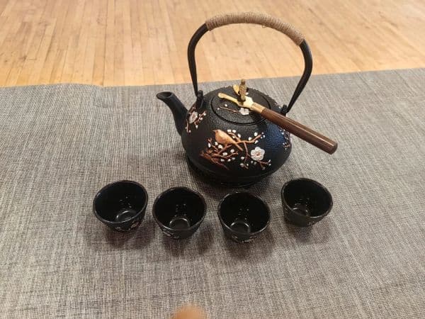 7 piece cast iron tea set — view 5