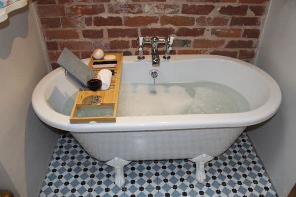 Bamboo bathtub caddy — view 7