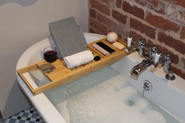 Bamboo bathtub caddy — view 9