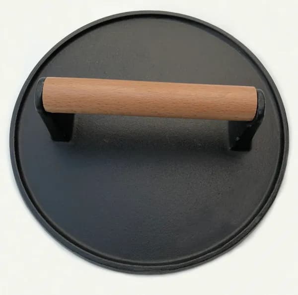 Cast iron chef press