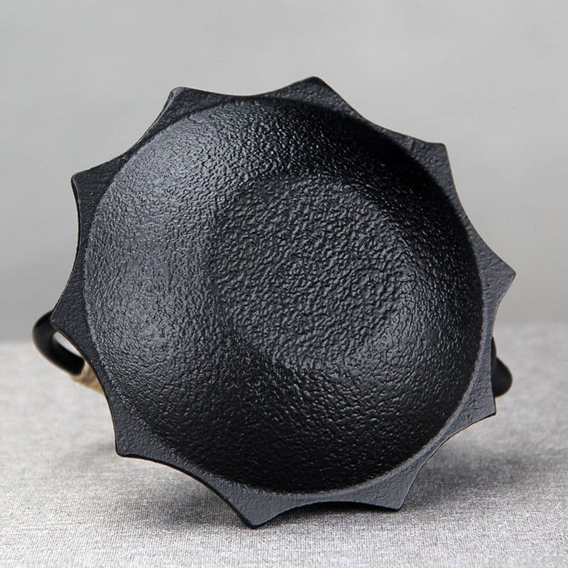 Japanese classic cast iron teapot, 600ml — view 4