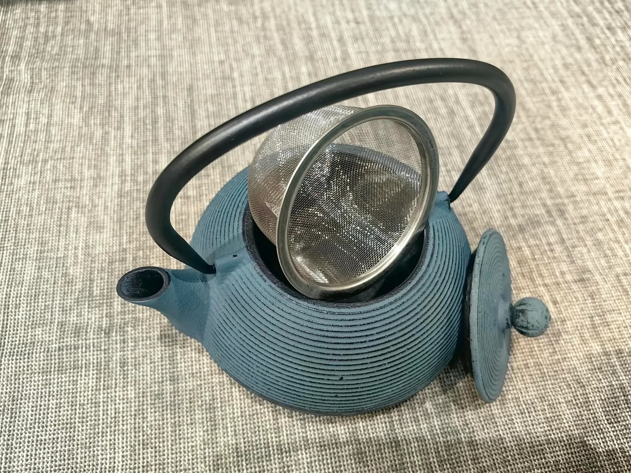 Soft blue cast iron teapot, 600ml