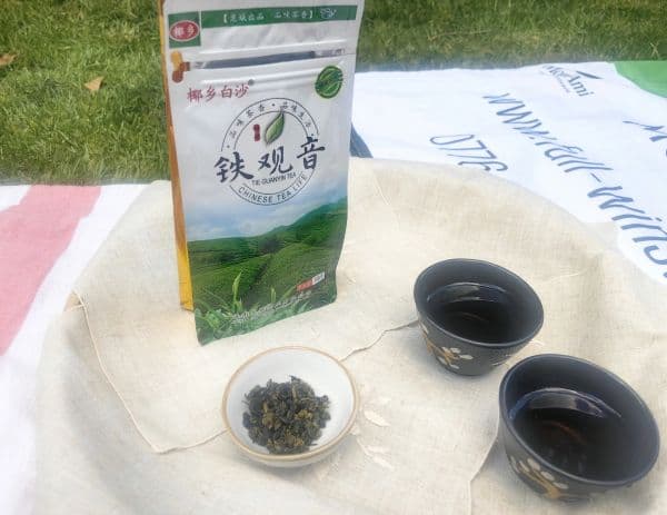 Tieguanyin green tea loose leaf — view 2